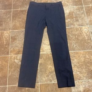 EUC barely worn navy mens dress pant slim fit size 30x32.
